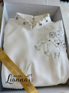 Áo dài cưới phong cách hiện đại