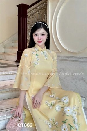 Áo dài cách tan vàng kết hoa kiotviet 6fd5ce0792e2718bfaf500e7330985c7