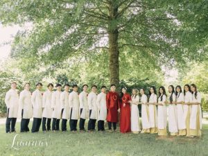 Gợi ý trang phục bê tráp đẹp cho cả nam và nữ trong lễ ăn hỏi